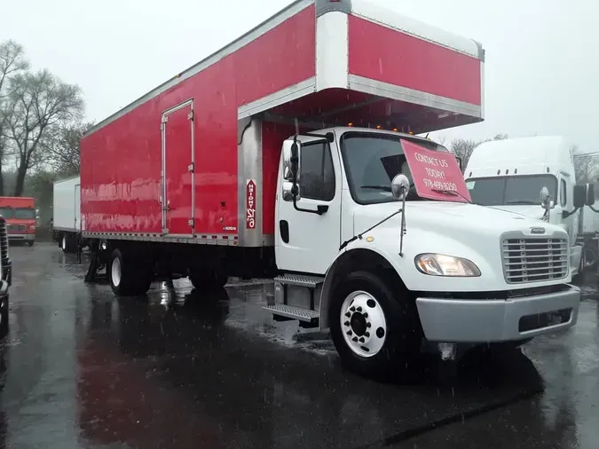 2018 FREIGHTLINER M2 106