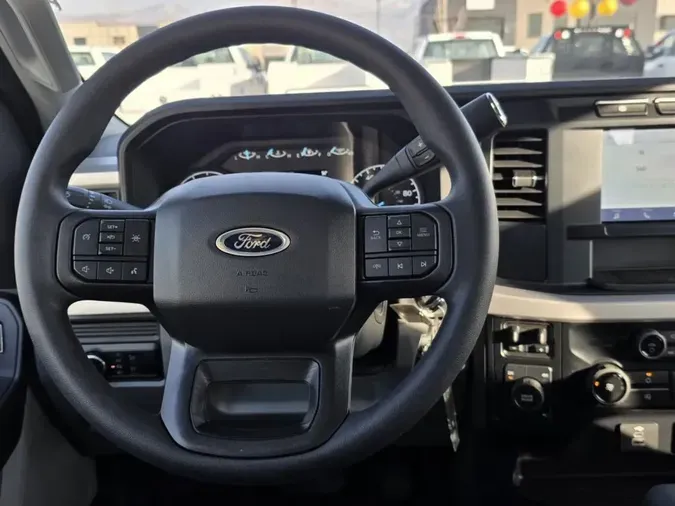 2024 Ford Super Duty F-550 DRW