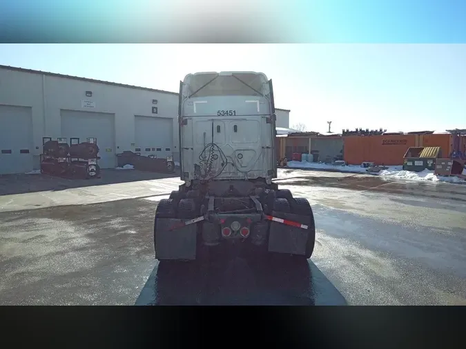 2022 Freightliner Cascadia 126