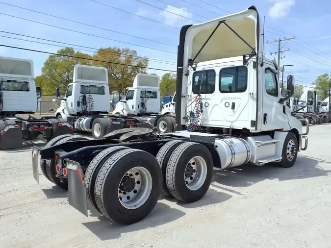 2020 FREIGHTLINER/MERCEDES NEW CASCADIA PX12664
