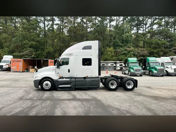 2022 International LT