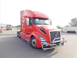 2020 VOLVO VNL64T860