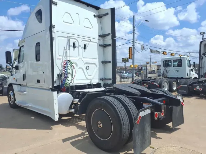 2020 FREIGHTLINER/MERCEDES CASCADIA 125f9f053e085fd4697ed9eef55a44d01f9