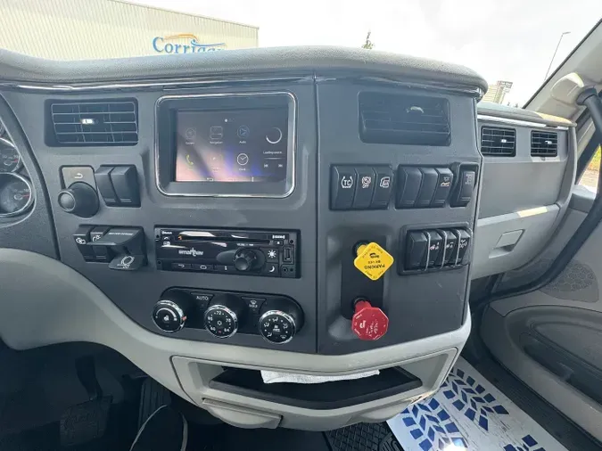 2021 Peterbilt 579
