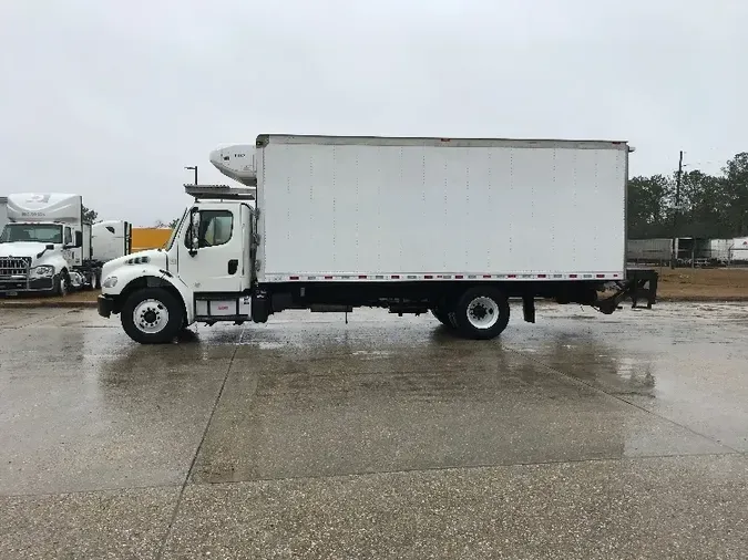 2017 Freightliner M2