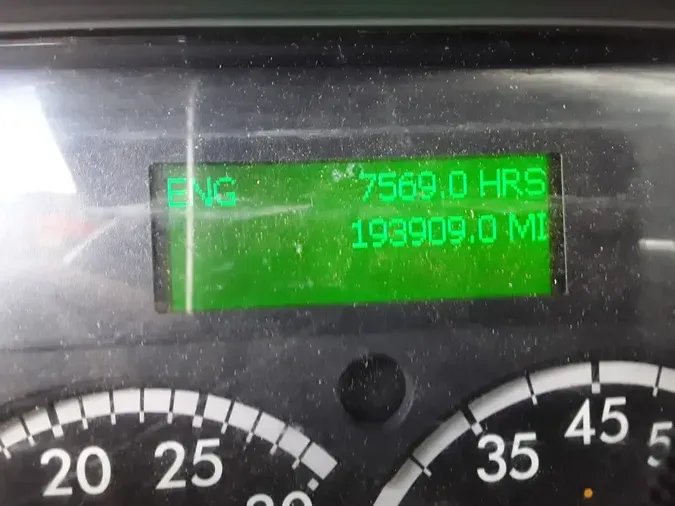 2016 FREIGHTLINER/MERCEDES M2 106f9f9557eb179b735c8ffd8222f32de66