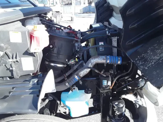 2020 FREIGHTLINER/MERCEDES M2 106