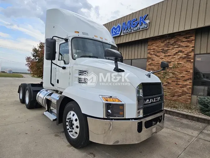 2020 MACK Anthemfa014a884e636e3f65852b984fc3bae2
