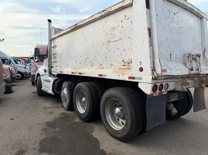 2014 KENWORTH T680fa0185564186dd2b72db5f7e02a2133f