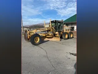 2002 VOLVO G720 VHP