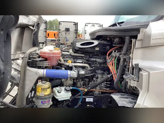 2020 Freightliner Cascadia