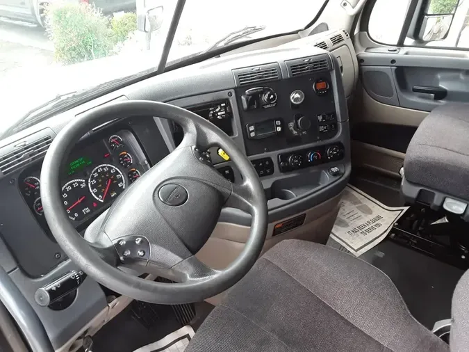 2018 FREIGHTLINER CASCADIA 125