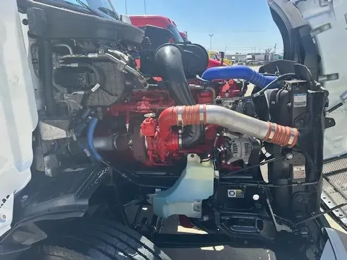2023 Peterbilt 579