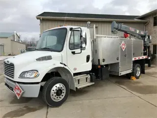 2021 Freightliner BUSINESS CLASS M2 106