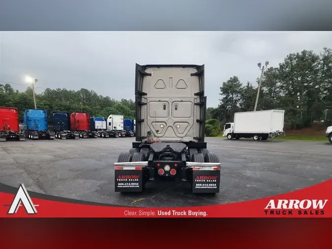 2020 FREIGHTLINER CA126