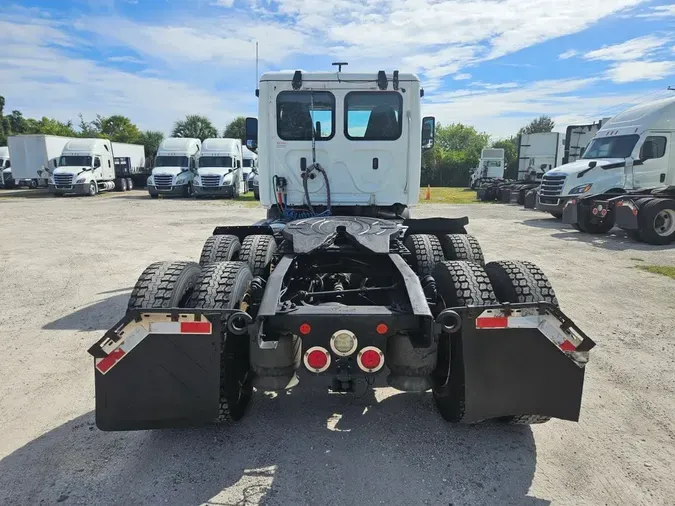 2020 FREIGHTLINER/MERCEDES NEW CASCADIA 116fa1a01475bd4f631c516241b45c8aa08