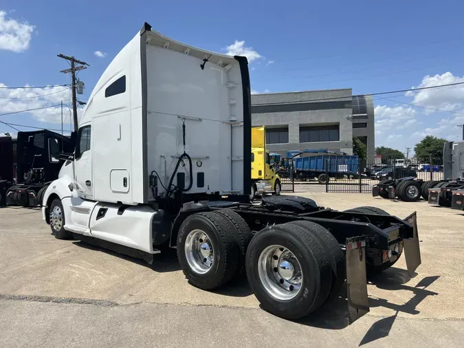 2021 Kenworth T680