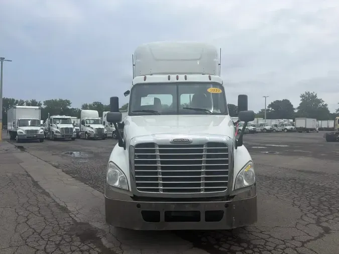 2019 FREIGHTLINER/MERCEDES CASCADIA 125fa1ff4f9fc13ef38d59c5676b1e222a6
