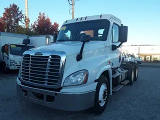 2017 FREIGHTLINER/MERCEDES CASCADIA 125