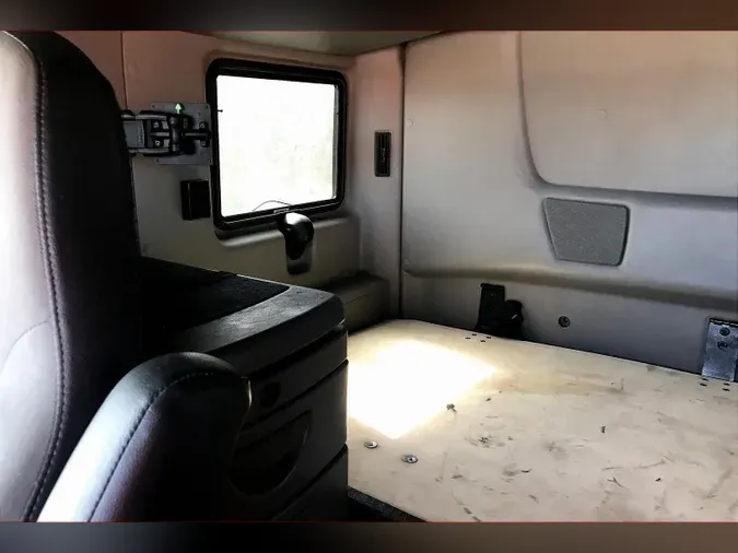 2022 INT LT625 6x4fa21f139c9bbc837c449b5ffbc70e066