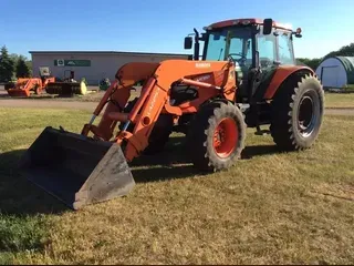 2013 Kubota M135