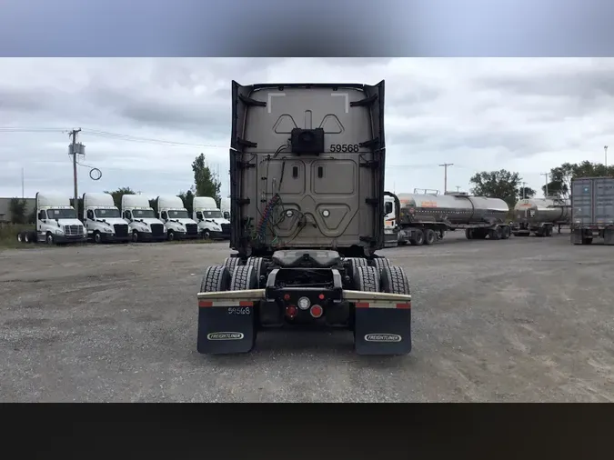 2023 Freightliner Cascadia 126