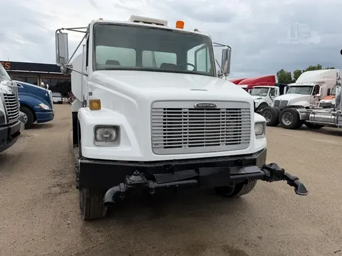 1997 FREIGHTLINER FL70