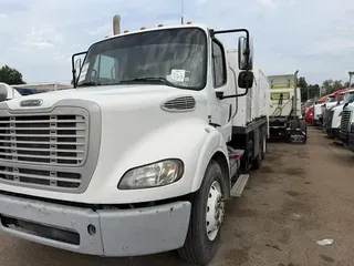 2012 FREIGHTLINER BUSINESS CLASS M2 112