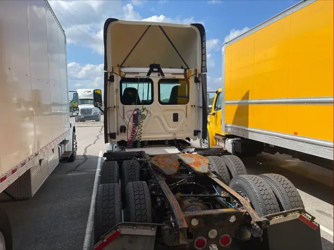 2015 Freightliner Cascadia