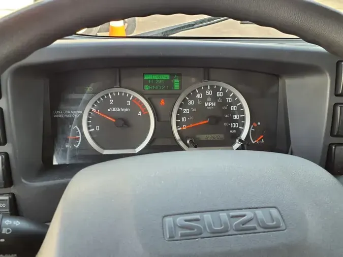 2019 ISUZU NRR