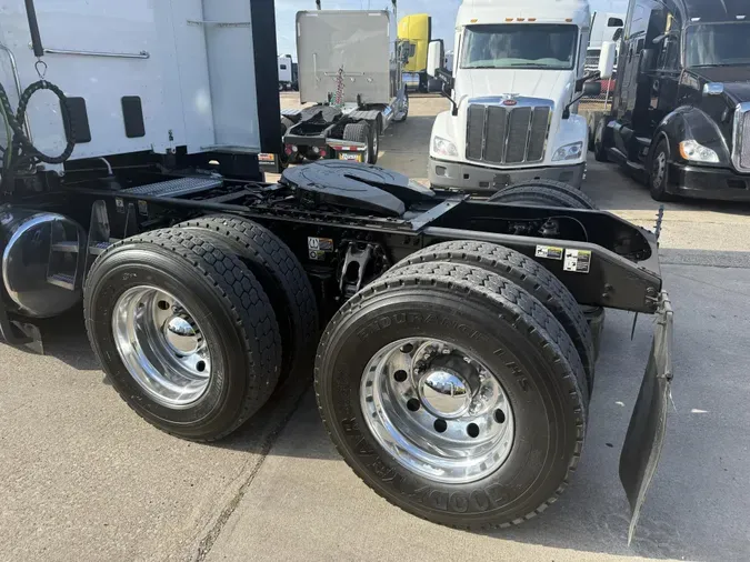 2021 Peterbilt 579