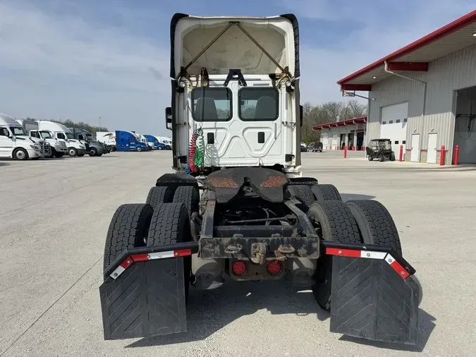 2016 Freightliner Cascadia