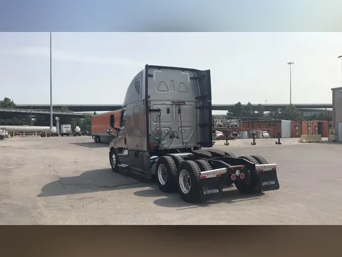 2024 Freightliner Cascadia 126fa396062062fdf253de7390eb4a8caa3