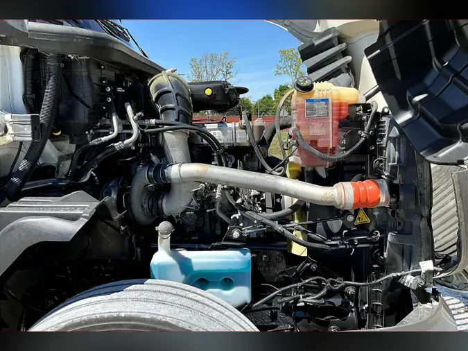 2022 INT LT625 6x4