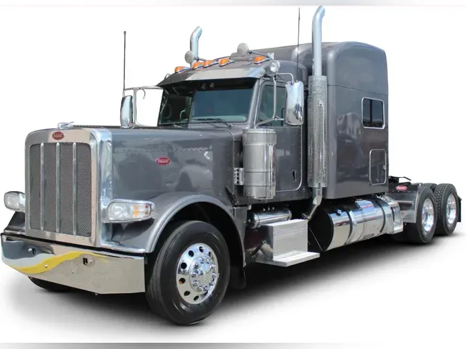 2023 Peterbilt 389fa3fc3fab5b9fe1941f70cecc5f6c4d0