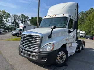 2016 Freightliner CASCADIA 125