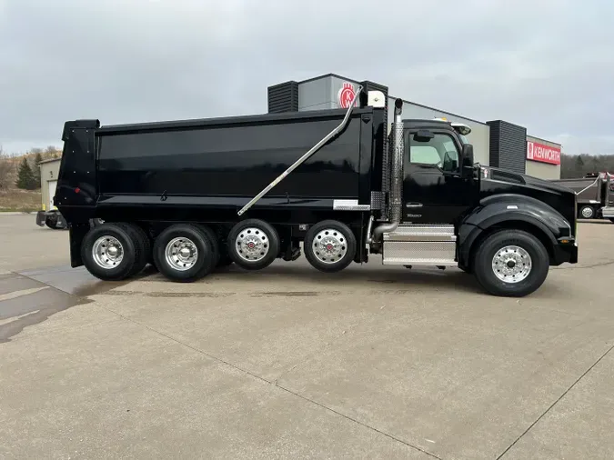 2026 Kenworth T880
