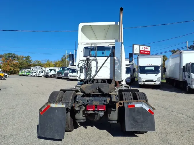 2021 NAVISTAR INTERNATIONAL LT625 DAYCAB S/A