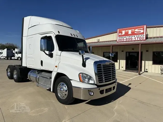 2018 FREIGHTLINER CASCADIA 125