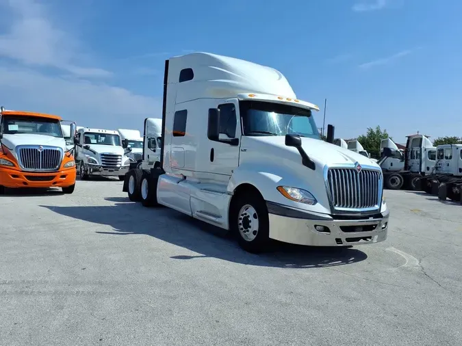 2020 NAVISTAR INTERNATIONAL LT625 SLPR CAB