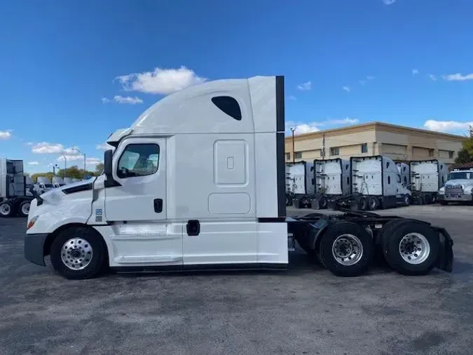 2020 Freightliner Cascadia