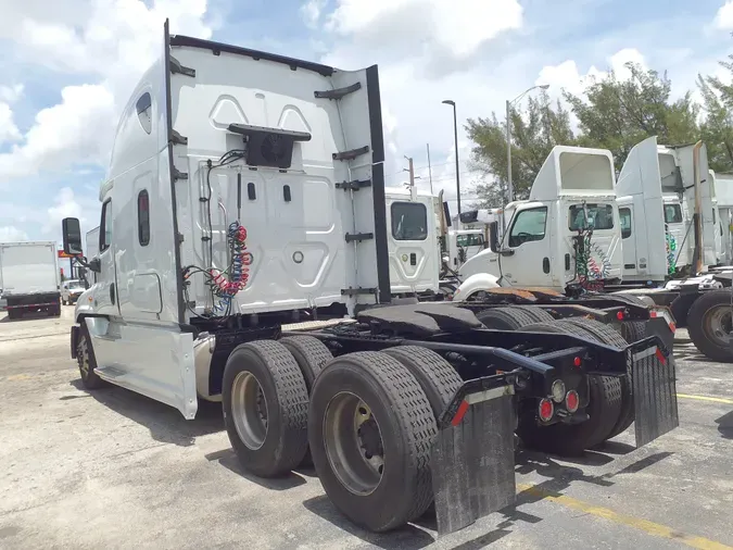 2019 FREIGHTLINER/MERCEDES CASCADIA 125