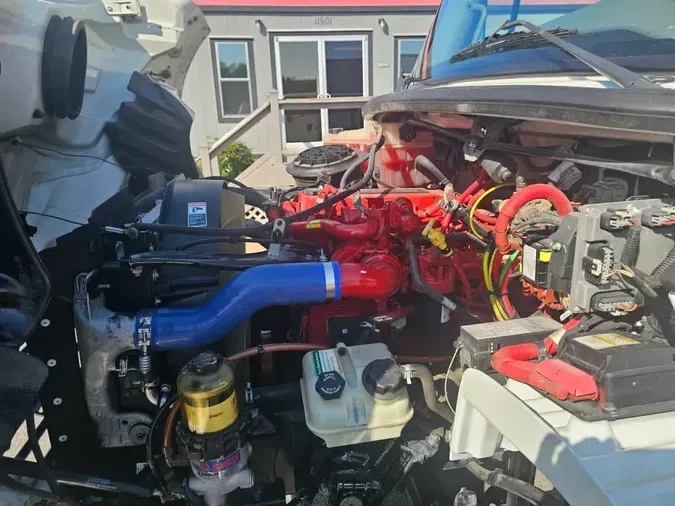 2019 FREIGHTLINER M2 106