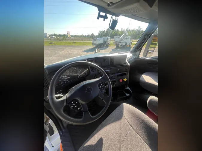 2020 International LT625