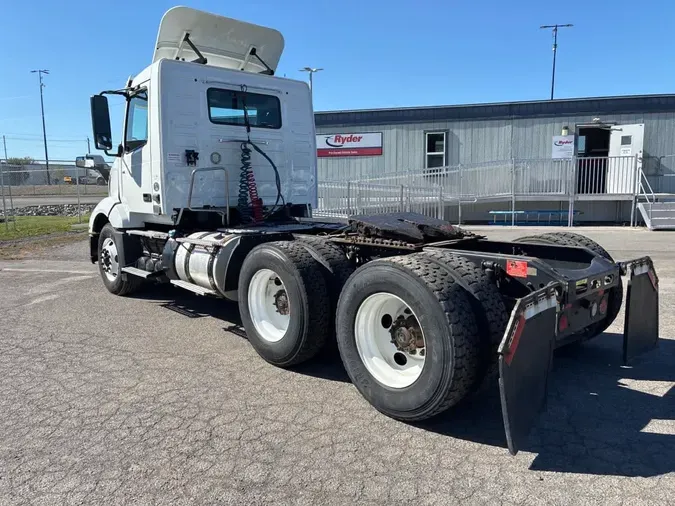 2020 VOLVO VNL64T-300fa5bf75f69dff11eaa7317028b1953bf