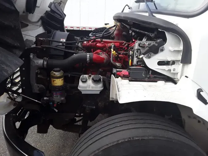 2016 FREIGHTLINER M2 106