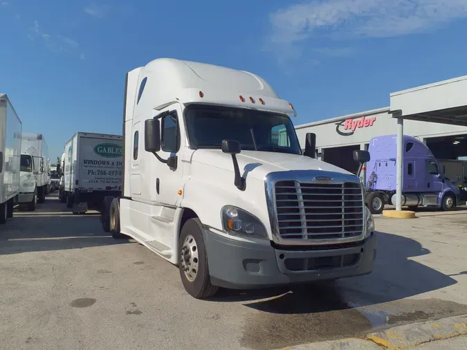 2019 FREIGHTLINER/MERCEDES CASCADIA 125