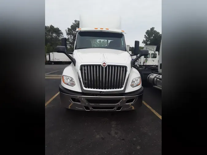 2020 NAVISTAR INTERNATIONAL LT625 DAYCAB T/A