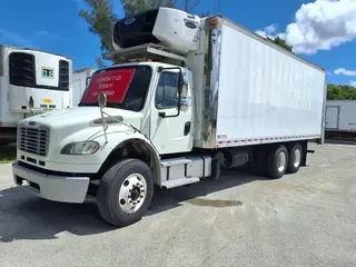 2018 FREIGHTLINER M2 106