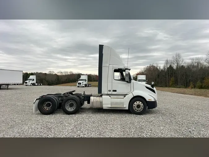 2018 Volvo VNL300